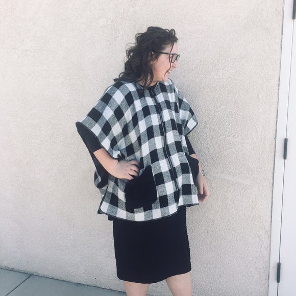 Meet your Posher, Alyssa - Picture 1 of 1